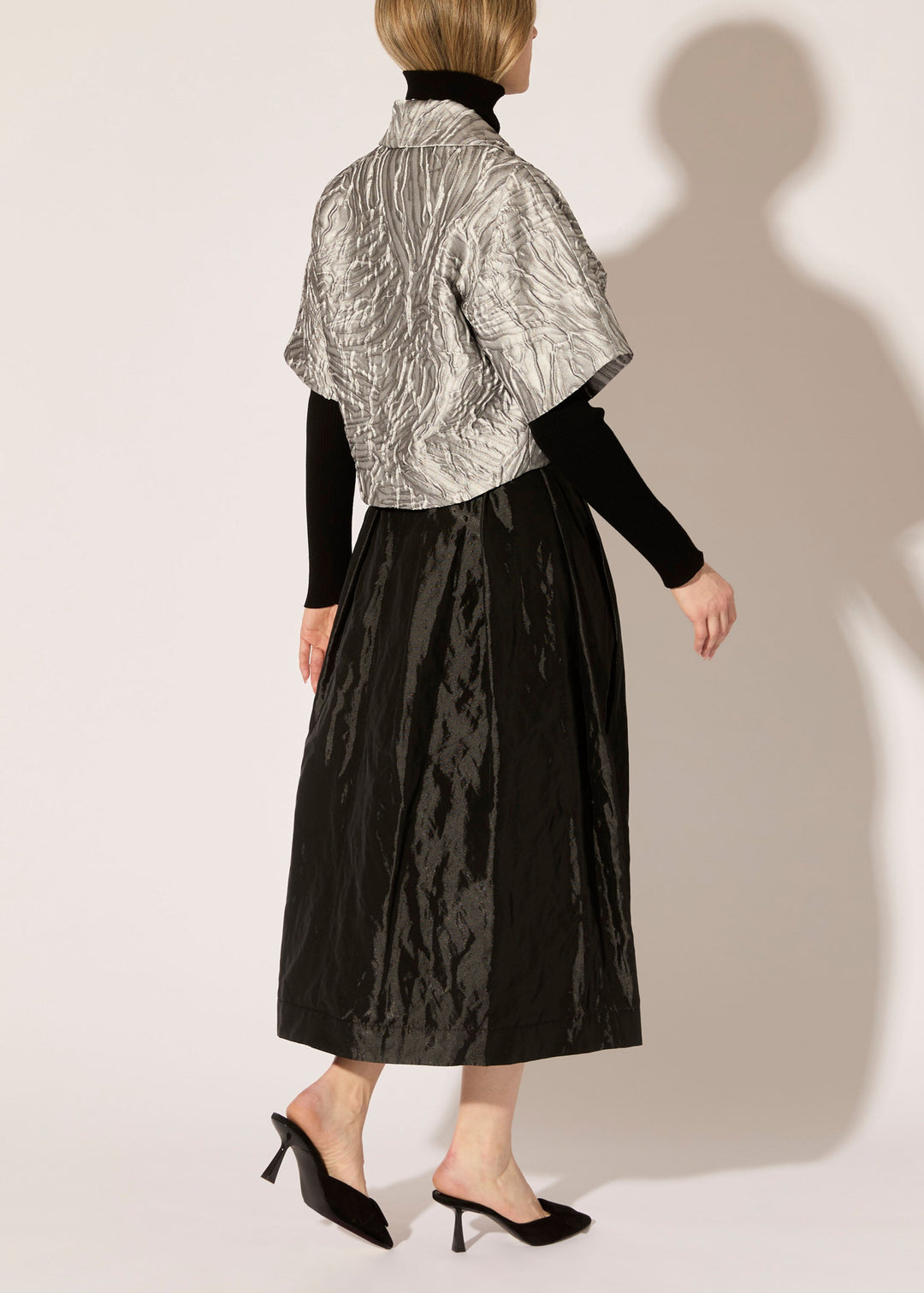 Foliage Relief Jacquard Cropped Jacket - PREORDER