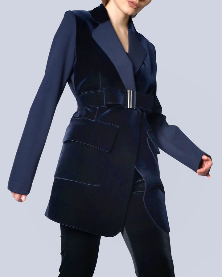 Maison Marie Saint Pierre | Jacket | MELISSANDRE | Deep Blue | Midnight | Pants | MARCELINE | Black | Belt | MESCAP | Midnight