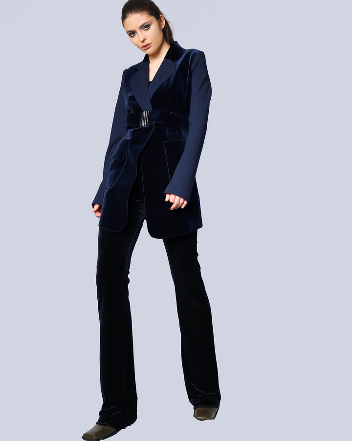 Maison Marie Saint Pierre | Jacket | MELISSANDRE | Deep Blue | Midnight | Pants | MARCELINE | Black | Belt | MESCAP | Midnight
