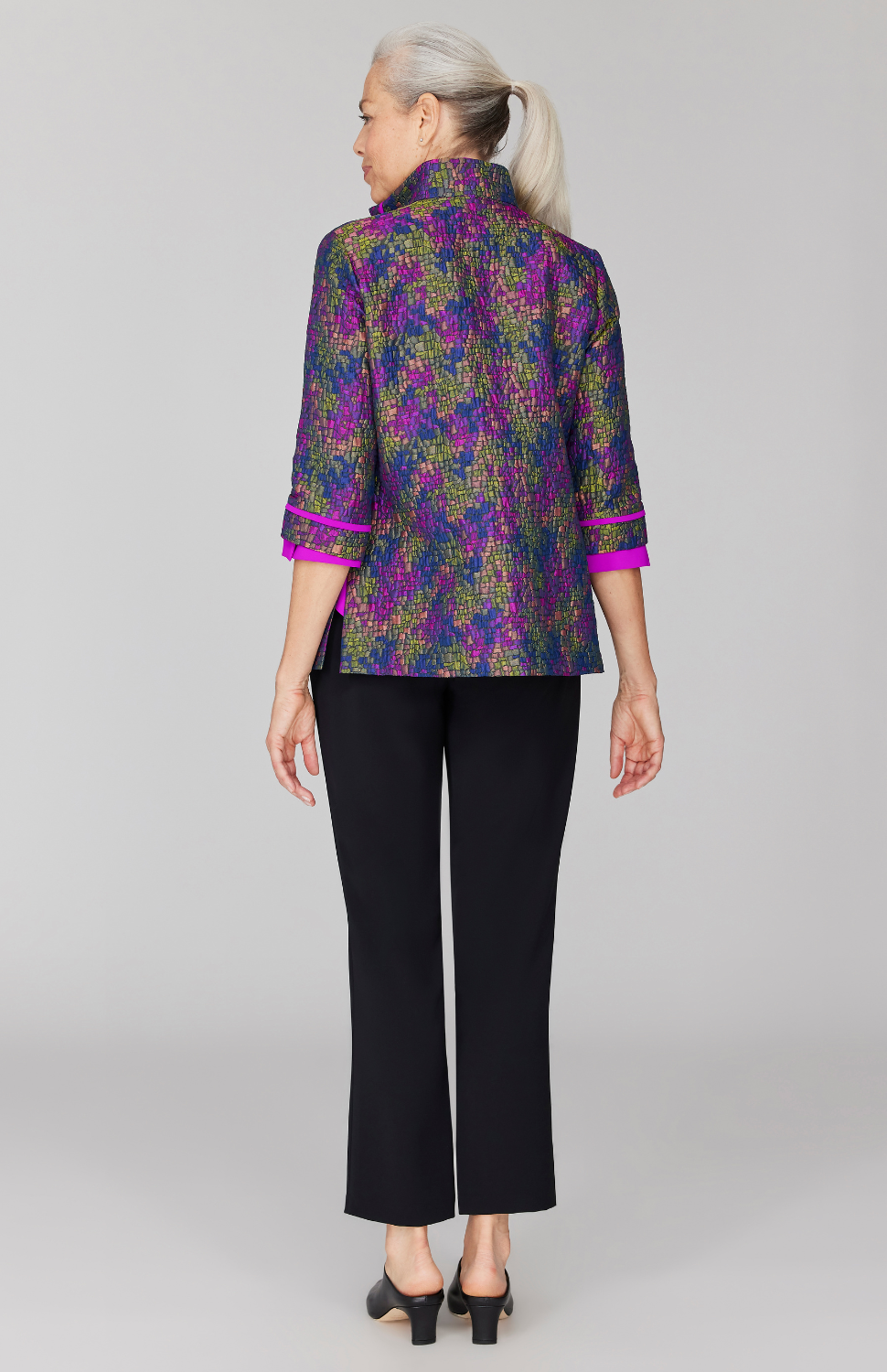 Fabienne is 5' 9" and wearing Magenta Multi in size XS.