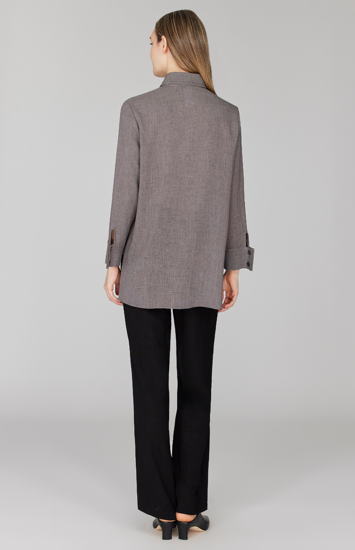 Morgan is 5' 11" and wearing Brass in size XS.