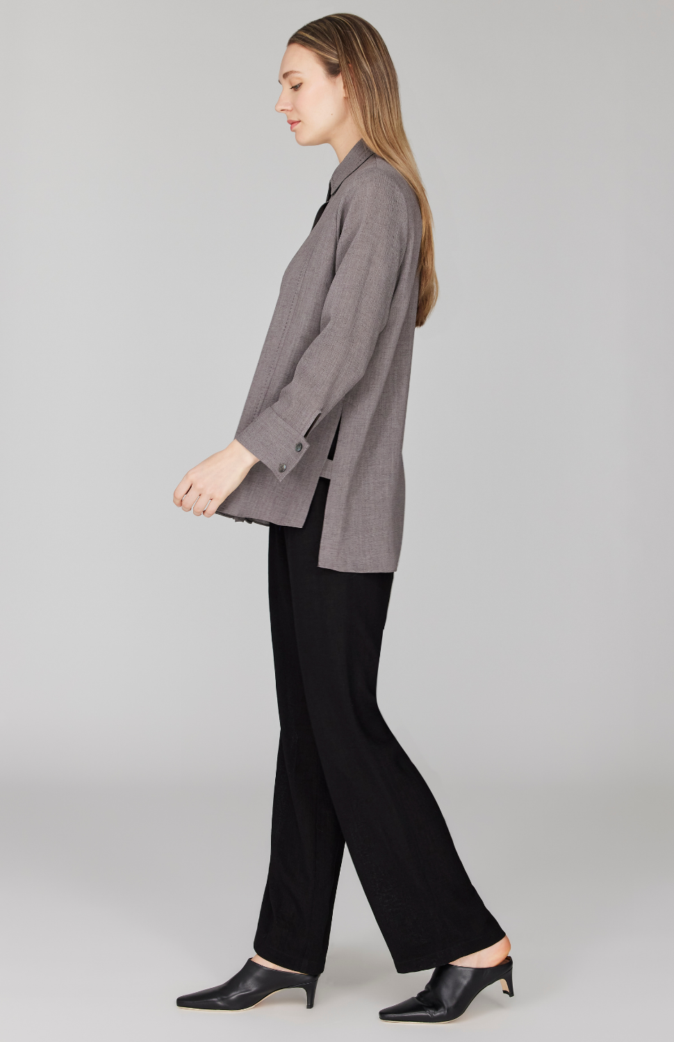 Morgan is 5' 11" and wearing Brass in size XS.