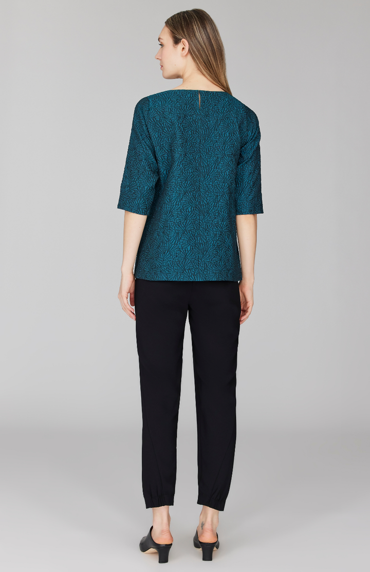 Etched Textural Jacquard 3/4 Sleeve Blouse