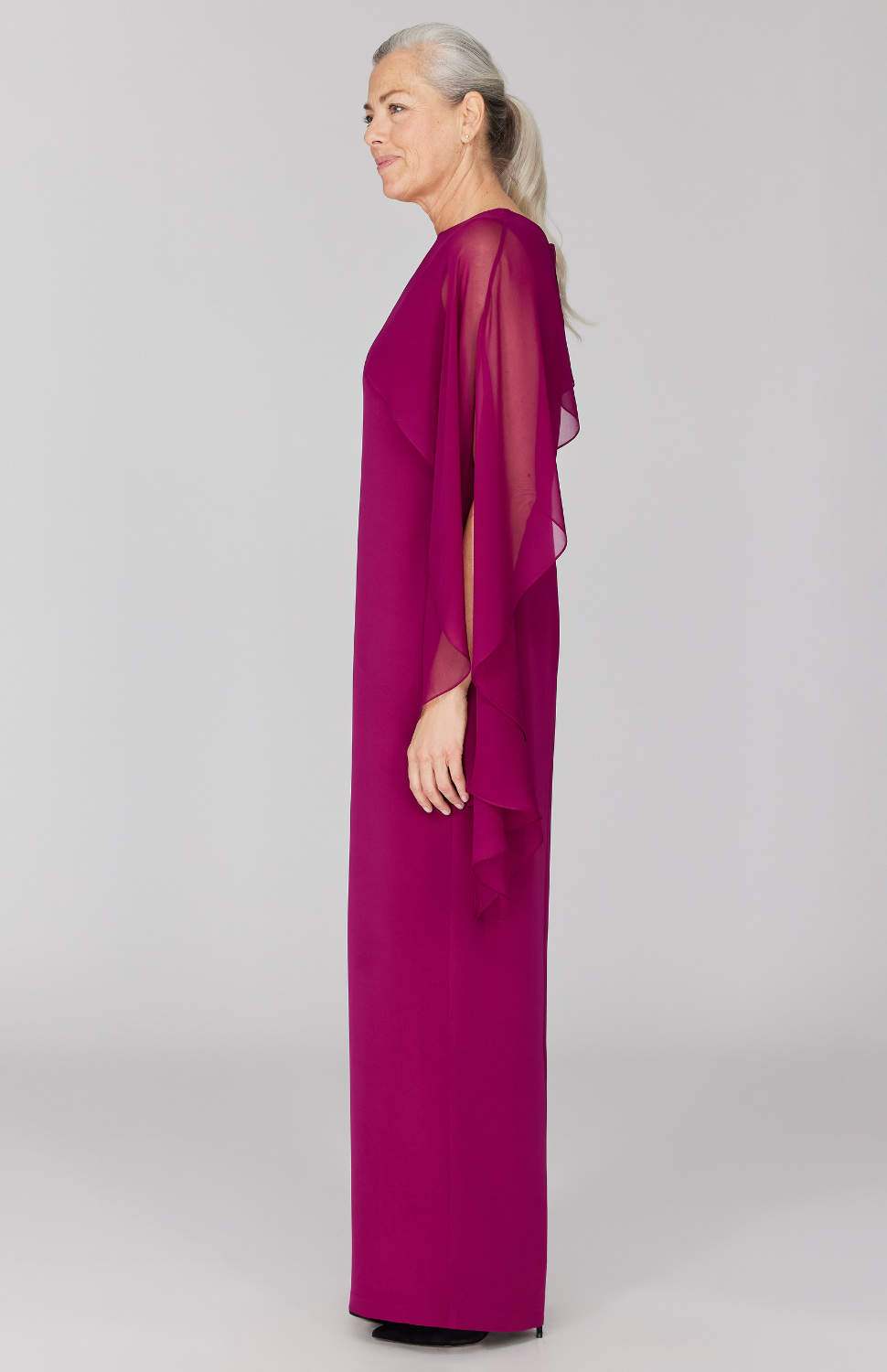 Fabienne is 5' 9" and wearing Berry in size XS.