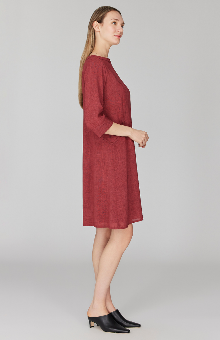 Morgan is 5' 11" and wearing Cinnamon in size XS.