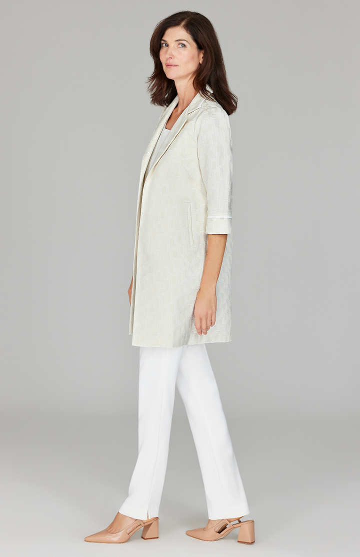 Ekaterina is 5'10" and wearing a size XS.