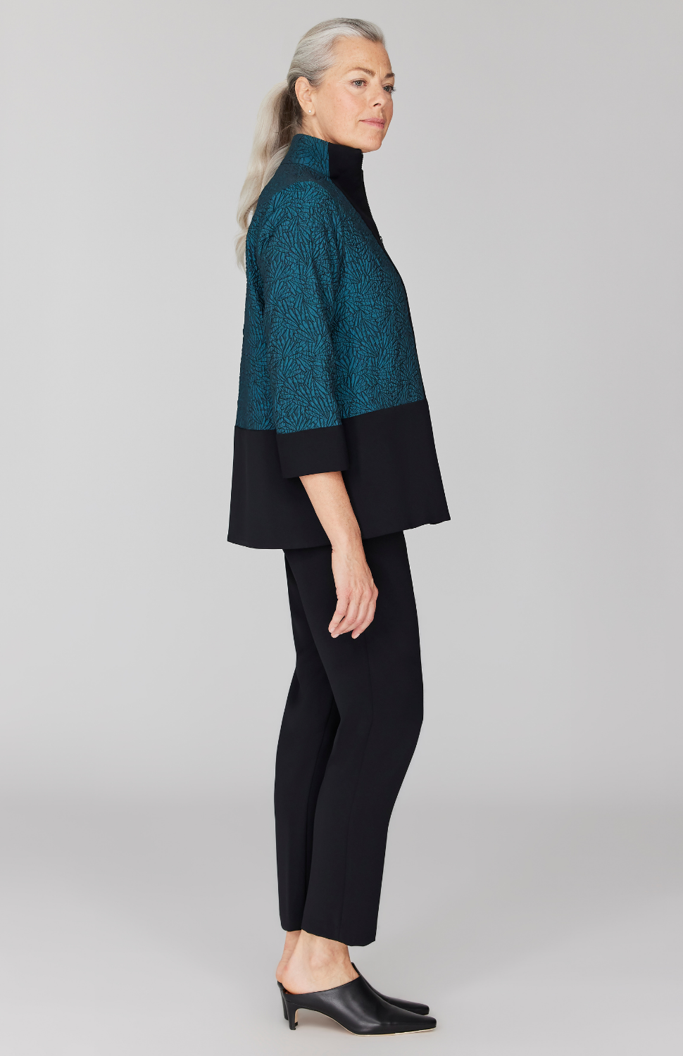 Fabienne is 5' 9" and wearing Turquoise in size XS.