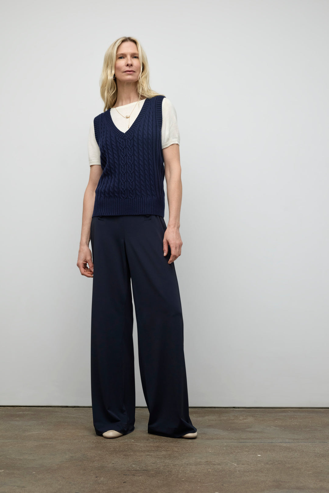 Cable sleeveless knit top