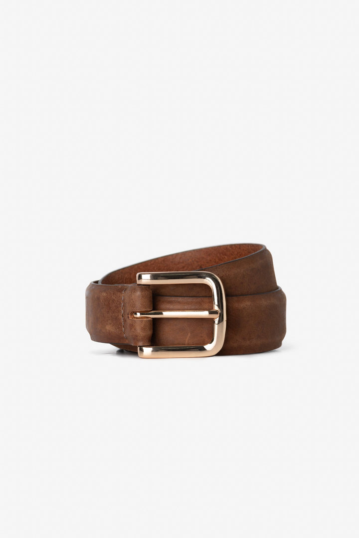 Medium genuine leather belt with gold buckle