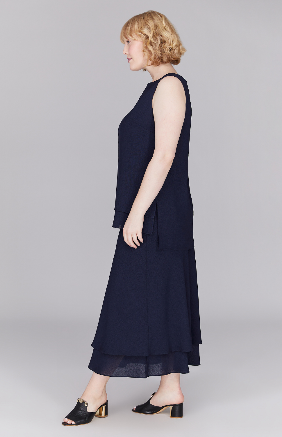 Molly is 5' 8.5" wearing Midnight in L.