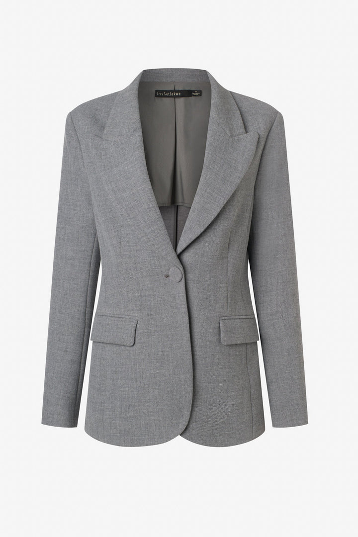 Single button fitted jacket