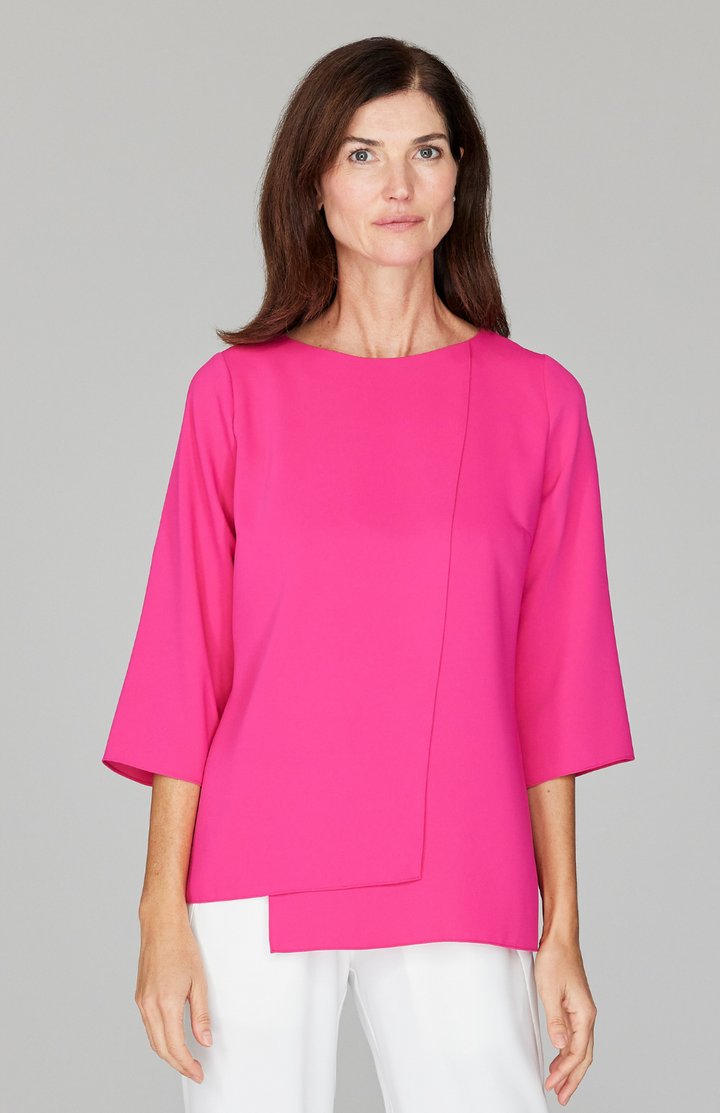 Ekaterina is 5'10" and is wearing a size XS in Pink.