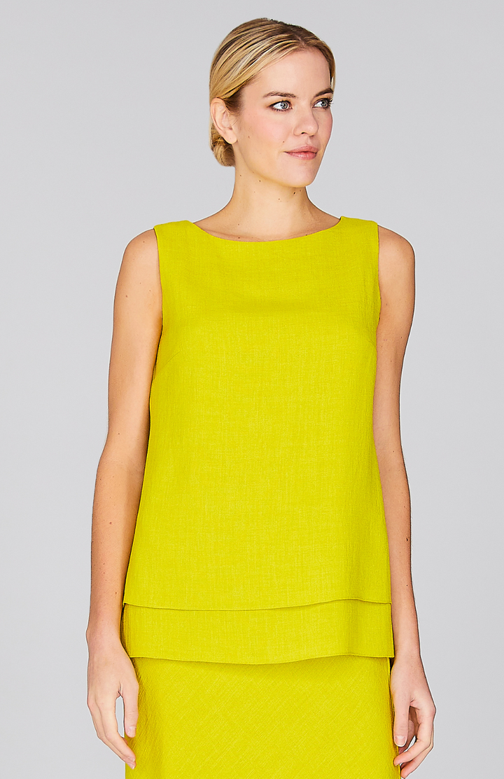 Gabby is 5' 10" wearing Citrus in XS.